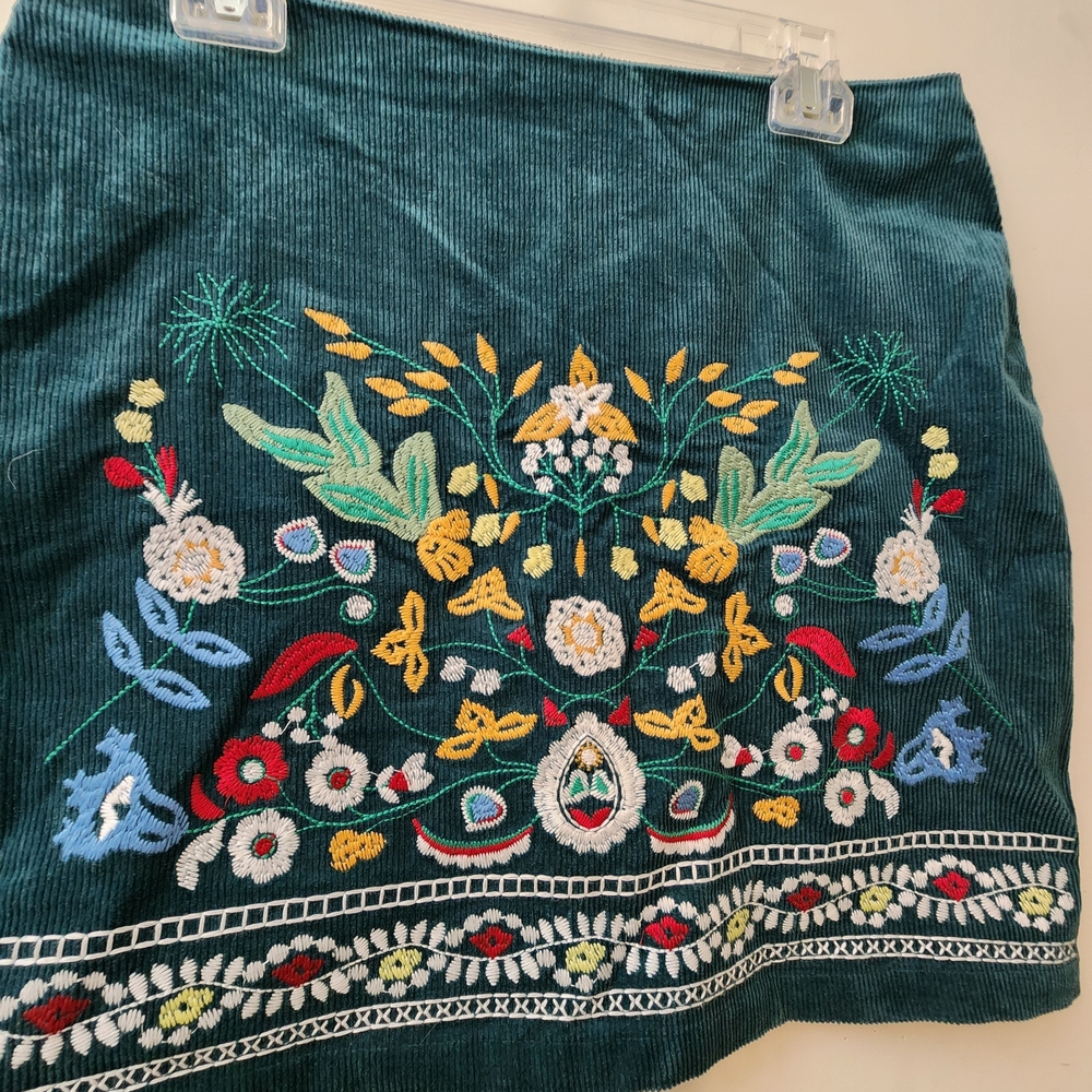 Ladies XL Simplee Embroidered European Folk Art Mini Skirt Boho Cottagecore NWT - Picture 4 of 10